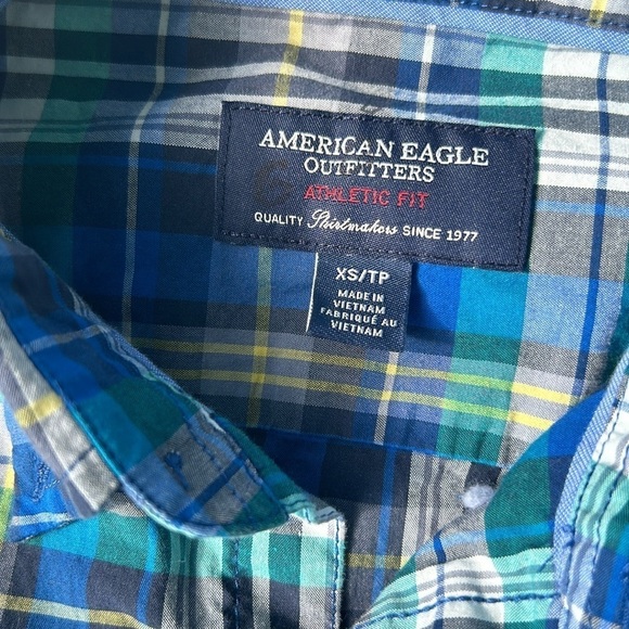 American Eagle outfitters athletic fit plaid colored button down shirt - Picture 5 of 12
